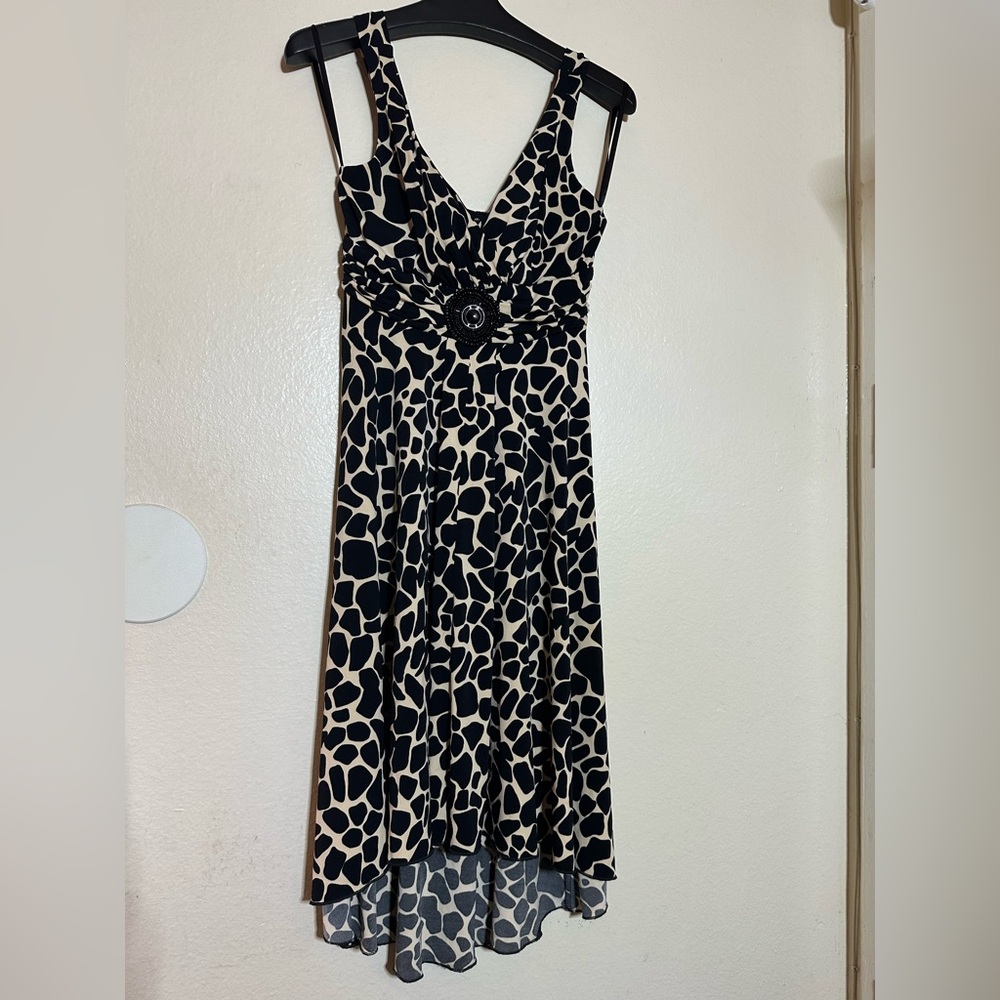 Enfocus Studio Black and Cream Pattern hi low flowy dress